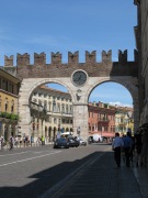 Portoni della Bra, city entrance