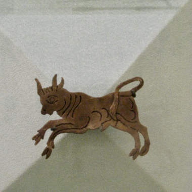 Bull artefact found at London Mithraeum